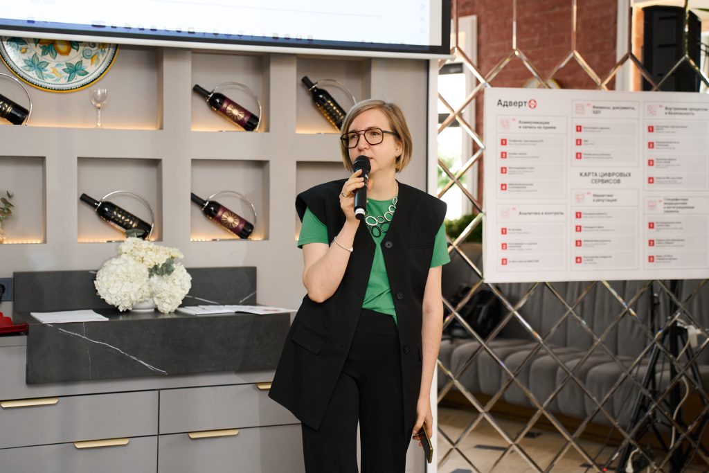 Варвара Корепанова на Бизнес-завтрак АдвертМед